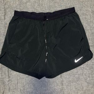 Nike Running Shorts 5”